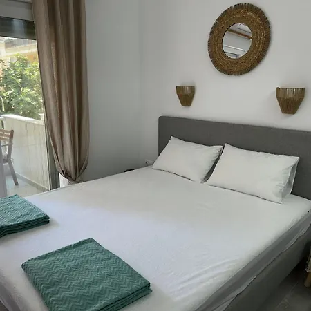 Vmj Side Sea View Apartamento Peraía