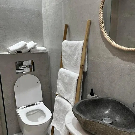 Vmj Side Sea View Apartamento